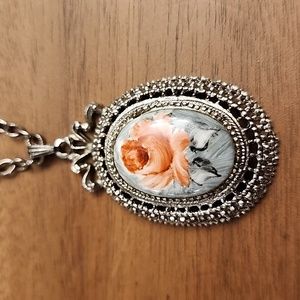 Vintage silver necklace with rose picture